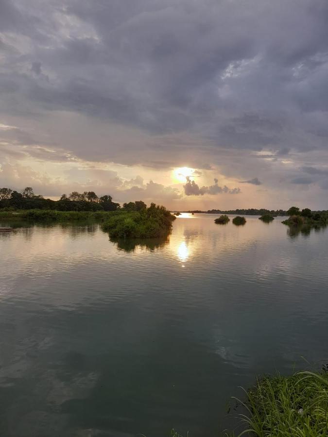 Vixay Sunset View Dondet Hotel Ban Donsom Tai Ngoại thất bức ảnh